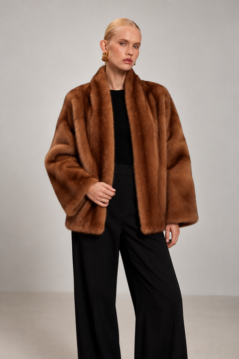 Chaqueta corta de visón