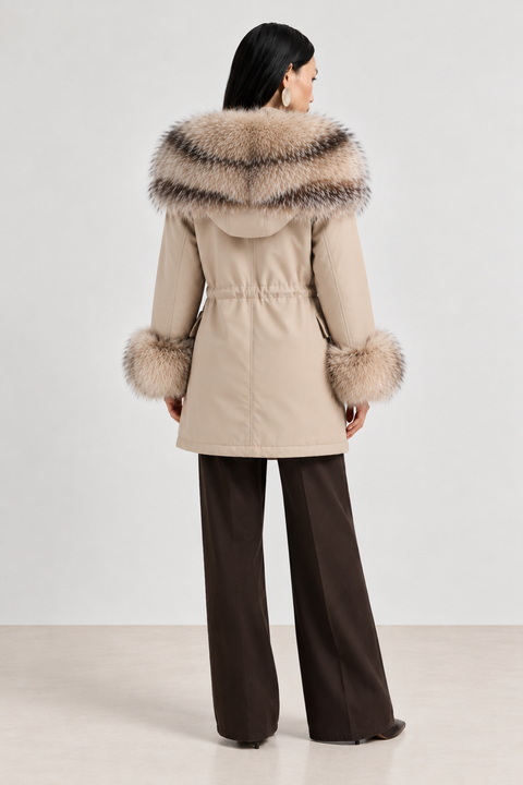 Parka forrada de piel de zorro