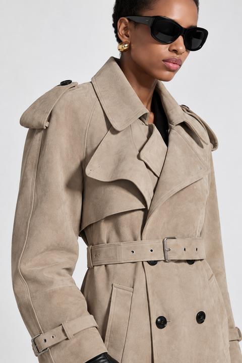 Trench in camoscio