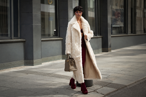 Best Luxury Coats for Tall Women: Elegant Styles That Complement Your Height