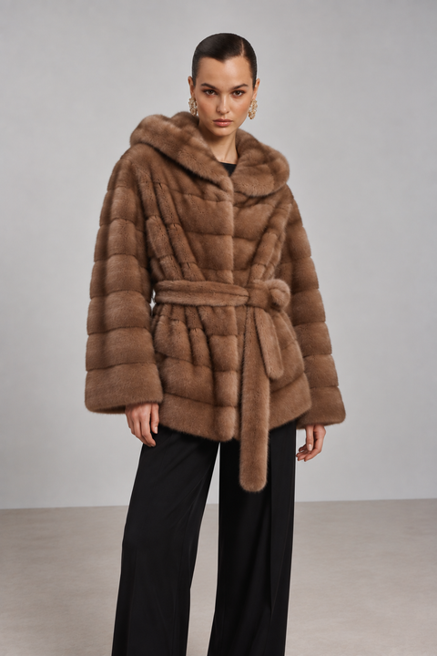 Manteau à capuche en fourrure de vison