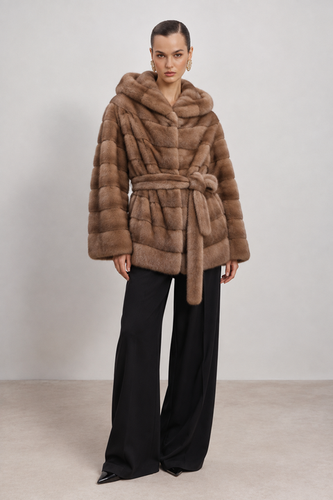 Manteau à capuche en fourrure de vison